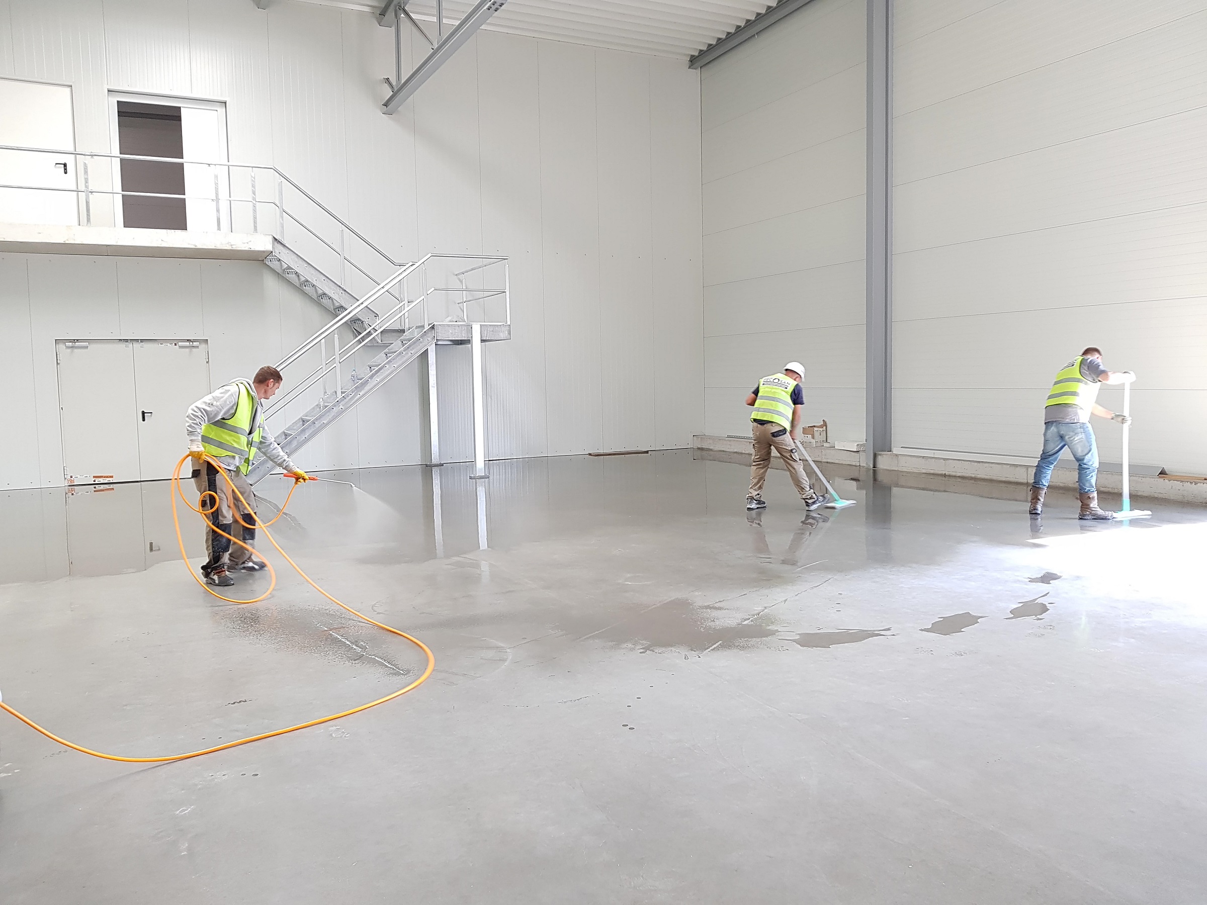 working floor installers 