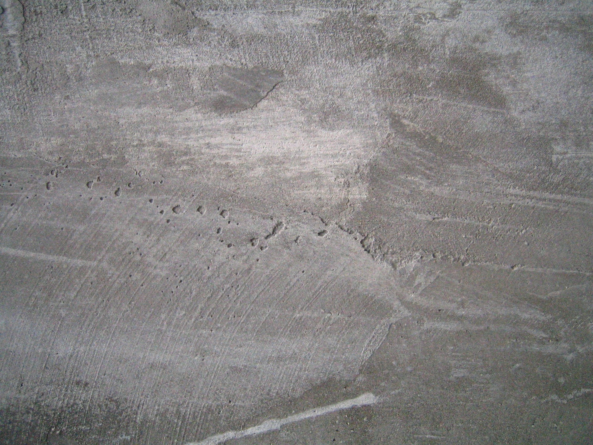 a gray concrete floor in & near Prairieville, LA