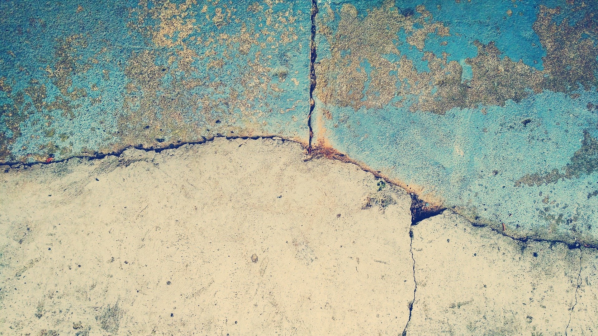 a cracked concrete need repair in & near Prairieville, LA